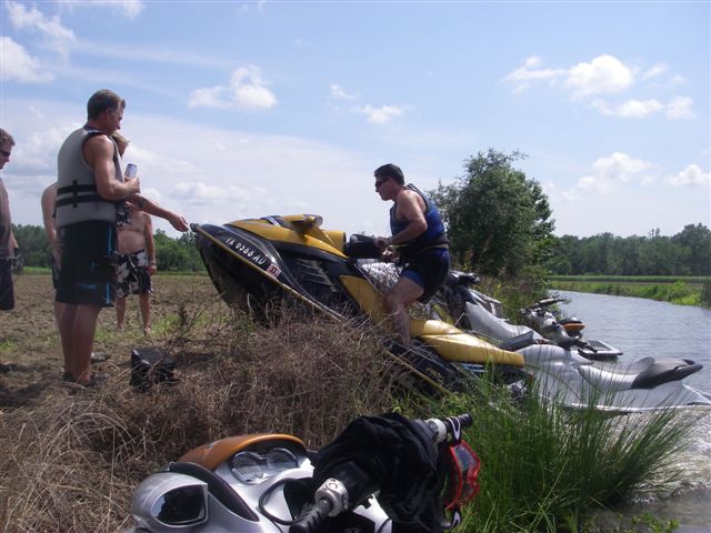 2009-06-11 MUDBUG 070